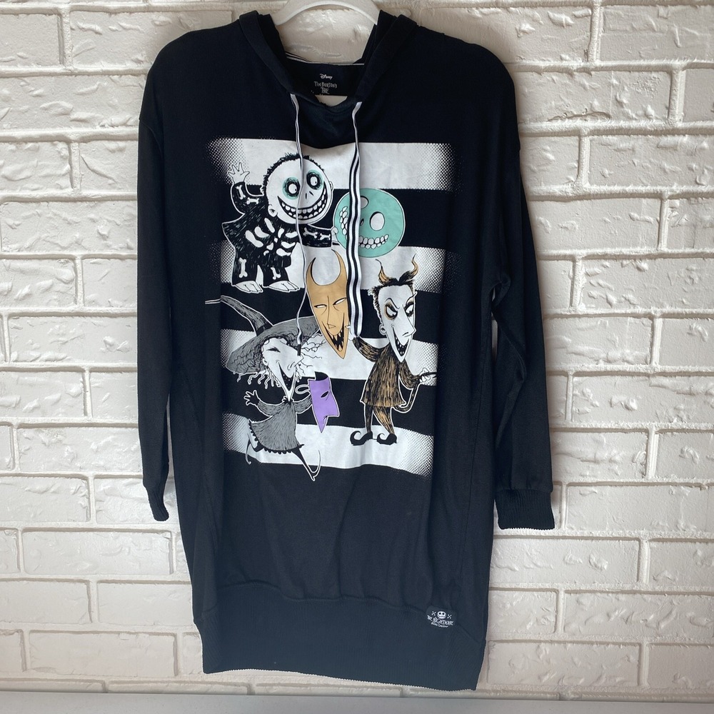 Nightmare Before Christmas Sweater Size M Black Pullover Hoodie Disney